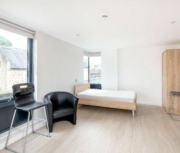 studio to rent - Photo 2