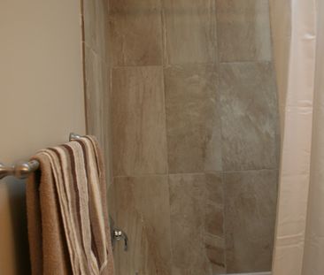 For Lease - 2266 Bloor Street Unit# #1, Toronto, Ontario - Photo 4