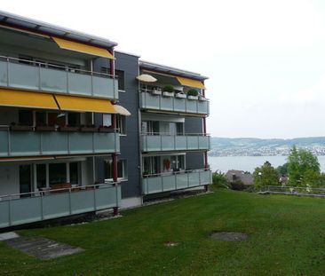 Wohnung mit 2 Balkonen - mit Blick auf den Zürichsee - Photo 1