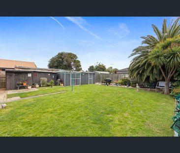 24 Hitchcock Street, Breakwater, Vic 3219 - Photo 6