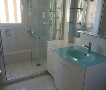 Location Appartement 5 pièces 74m² NEVERS 58000 - Photo 4