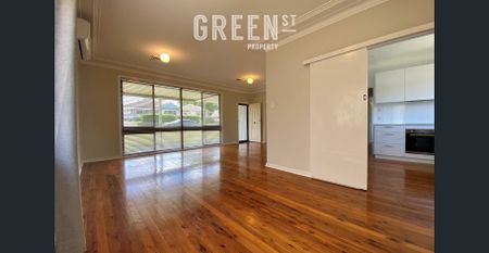 Charming Family Home in the Heart of Kotara - Photo 2