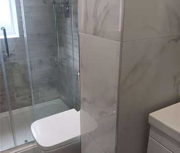 Benning Avenue, Dunstable, Bedfordshire, LU6 - Photo 4