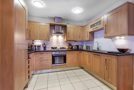 1 bedroom flat to rent - Photo 5