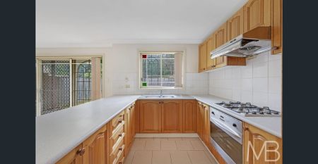 STYLISH TOWNHOUSE FOR FAMILY LIVING - Photo 5