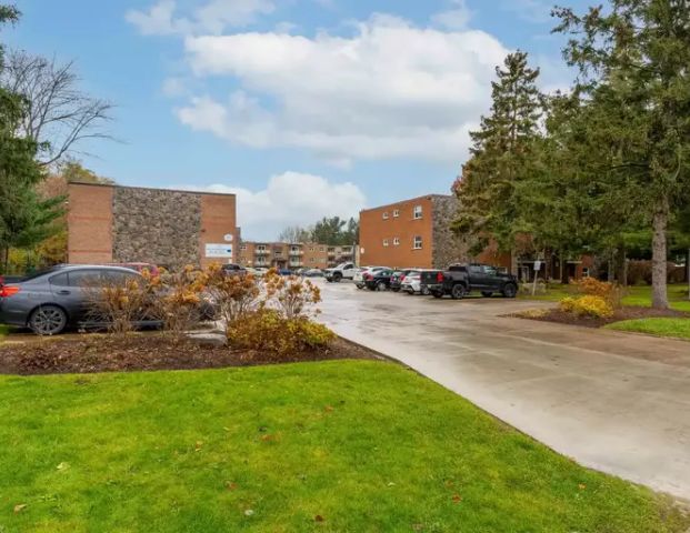 Portage Place Apartments | 4613, 4615, 4617 & 4619 Portage Rd., Niagara Falls - Photo 1