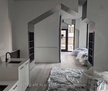 For Lease - 285 Dufferin Street Unit# 217, Toronto, Ontario - Photo 1