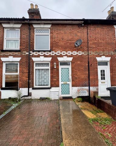 2 bedroom terraced house to rent - Photo 3
