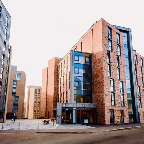 Silver En Suite - Photo 1