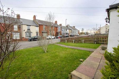 The Grove, Coxhoe, Durham, DH6 - Photo 3