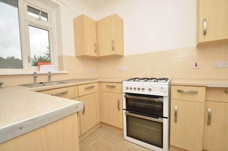 2 bedroom maisonette to rent - Photo 3