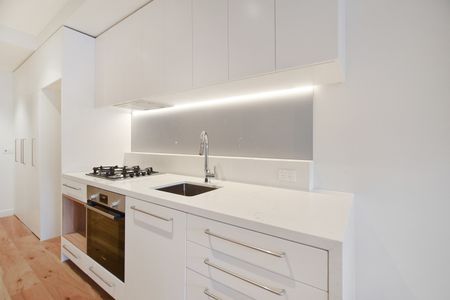 203/22 Upton Road, Windsor VIC 3181 - Townhouse For Rent | Domain - Photo 5