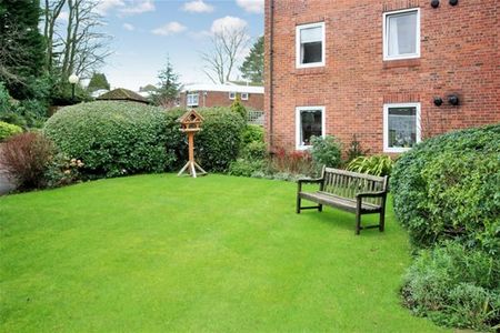 Roundwood Lane, Harpenden, AL5 3RA - Photo 4