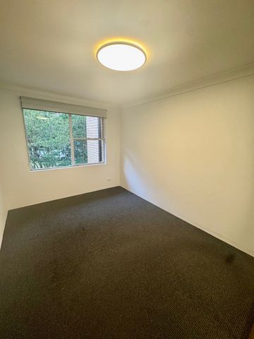 Sutherland - Photo 2