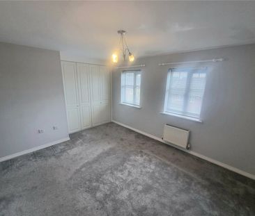 4 Bedroom House To Rent - Photo 4