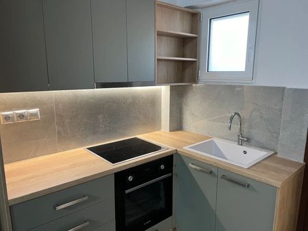 Studio/Γκαρσονιέρα για ενοικίαση - Σαρωνίδα, - Φωτογραφία 2