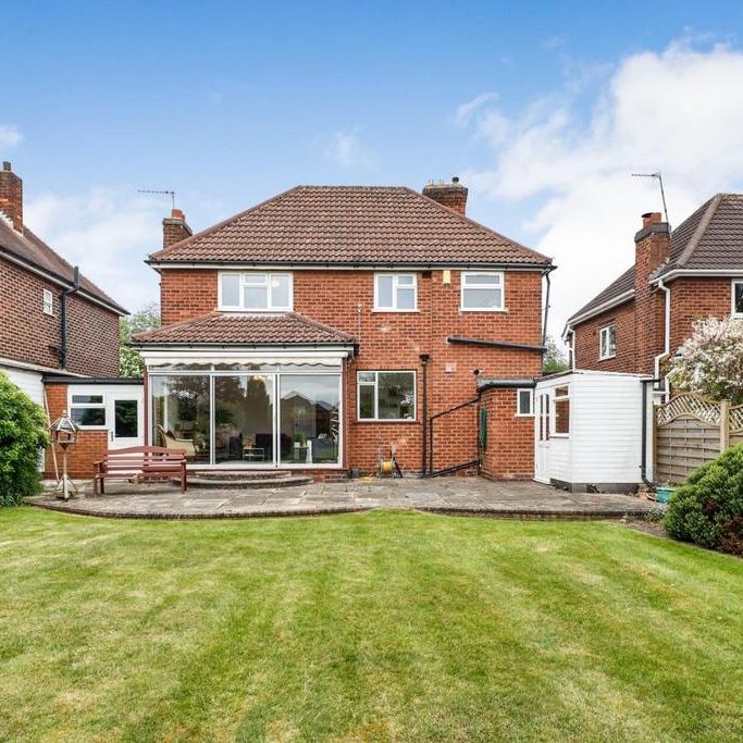 4 bedroom detached house to rent - Photo 1