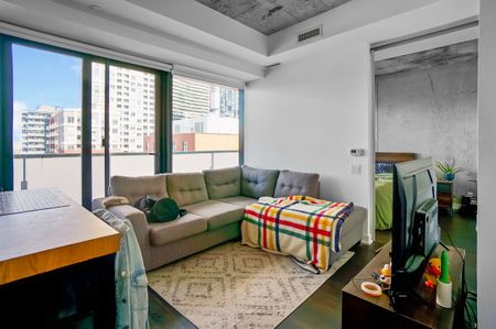 For Lease - 11 Charlotte Street Unit# 1405, Toronto, Ontario - Photo 2