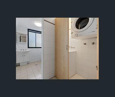 One Bedroom Apartment With Terrace And City Views - Photo 5