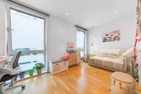 Studio to rent - Photo 3