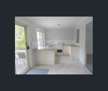 Spacious Townhouse for Rent in Slacks Creek – Your Perfect Home Awaits - Photo 5