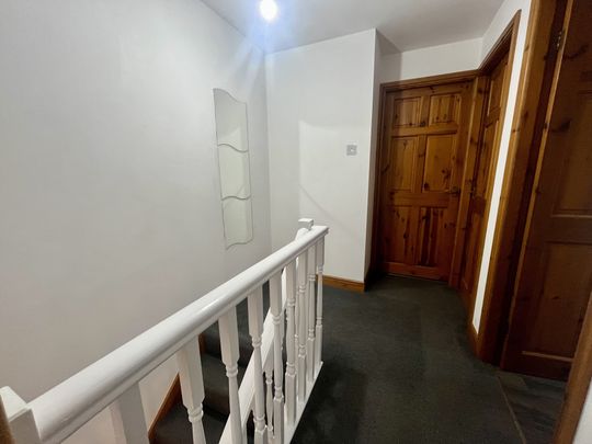 High Road, Dewsbury, Earlsheaton - Photo 1