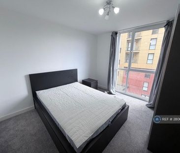 1 bedroom flat to rent - Photo 3