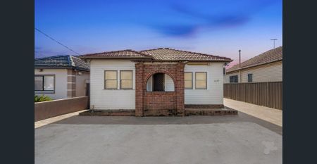 MODERN COMFORT FAMILY HOME - Photo 4