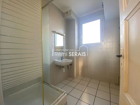 Location Appartement 2 pièces 42m² - Photo 3