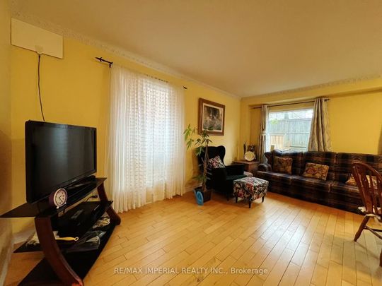 For Lease - 2955 Thomas Street Unit# 53, Upper Room 2, Mississauga, Ontario - Photo 1