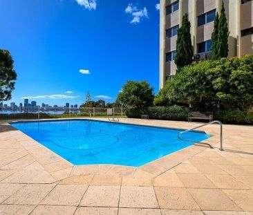 South Perth - Photo 5