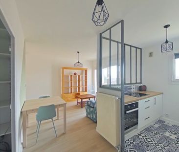Location Appartement 2 pièces Meublé 35m² ROMANS SUR ISERE 26100 - Photo 1
