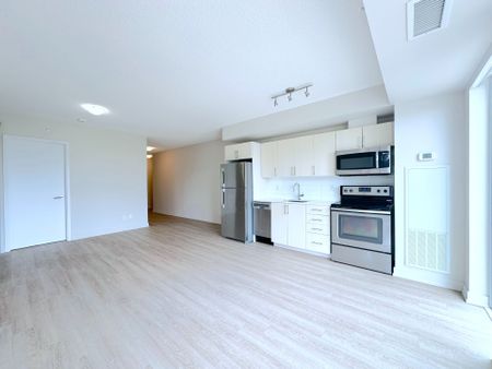 For Lease - 763 Woodbine Avenue Unit# 510, Toronto, Ontario - Photo 4