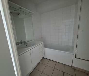 Location Appartement 2 pièces 38m² TOURS 37100 - Photo 6