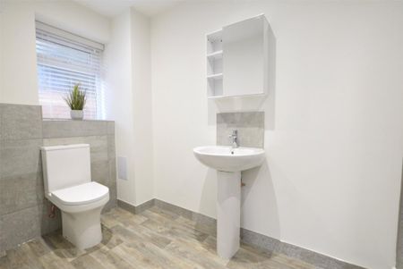 1 bedroom apartment to rent - Photo 4