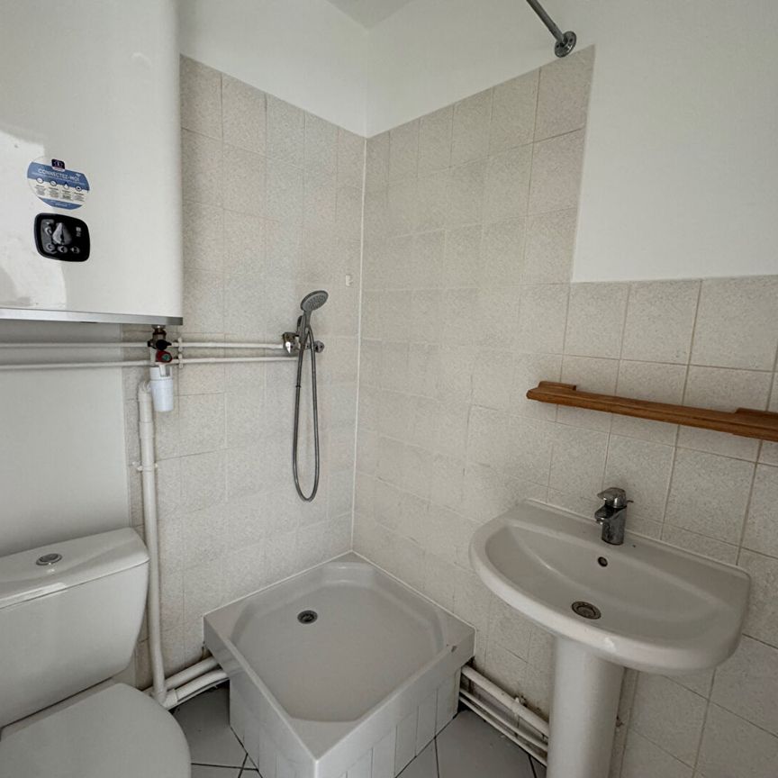 Location Appartement 2 pièces 29m² - Photo 1