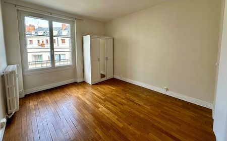 Location Appartement 3 pièces 94m² - Photo 3