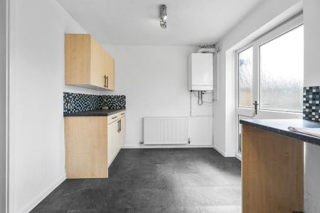 2 bedroom terraced house to rent - Photo 3