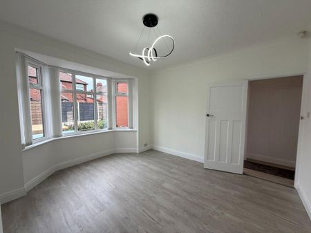 Shirley Avenue, Denton, Manchester, M34 2LW - Photo 2