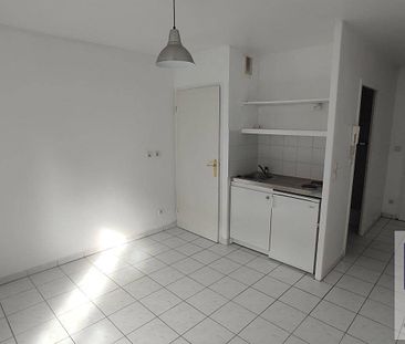 Location appartement studio 1 pièce 23 m² à Saint-Étienne (42100) FAC - TREFILERIE - Photo 2