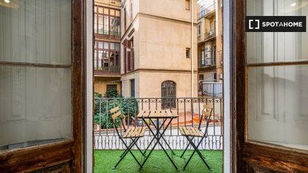 barcelona, Catalonia 08003 - Photo 4