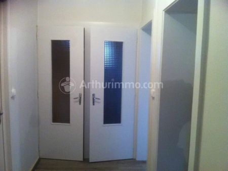 Location Appartement 3 pièces 70 m2 à Seloncourt - Photo 2