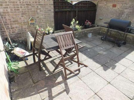 Wyke Road, Trowbridge, BA14 - Photo 2