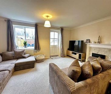 Boundary Walk, Knowle, Fareham, PO17 - Photo 2