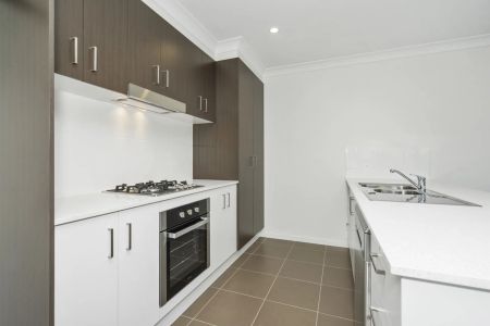 3 Bedroom Low Maintenance Duplex - Photo 5