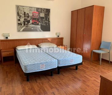 Appartamento viale Giacomo Leopardi, Centro, Camerino - Photo 2