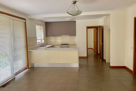 Unit 3/27 Beddoe Avenue, Clayton. - Photo 3