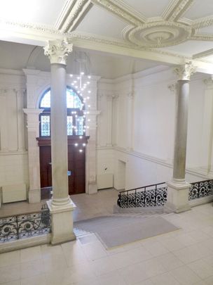 Charmantes Cityapartment + hofseitige Loggia + Grünblick - Nähe Schottentor - Photo 1