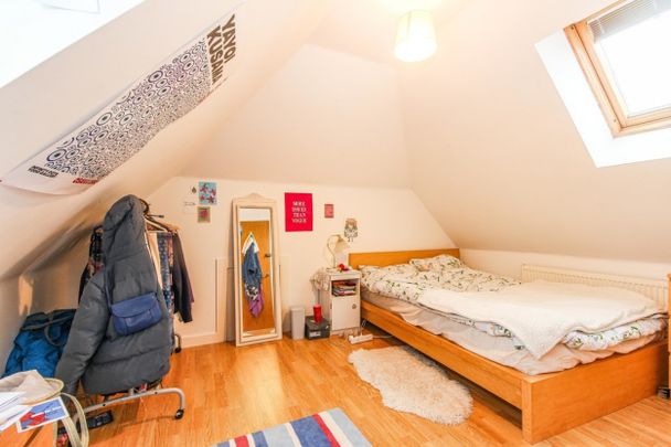 5 bed Semi-Detached House for Rent - Photo 1