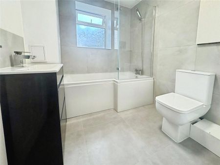 2 bedroom terraced house to rent - Photo 4